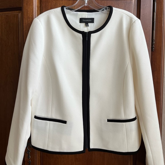 Black & White Blazer Jacket - Picture 6 of 9